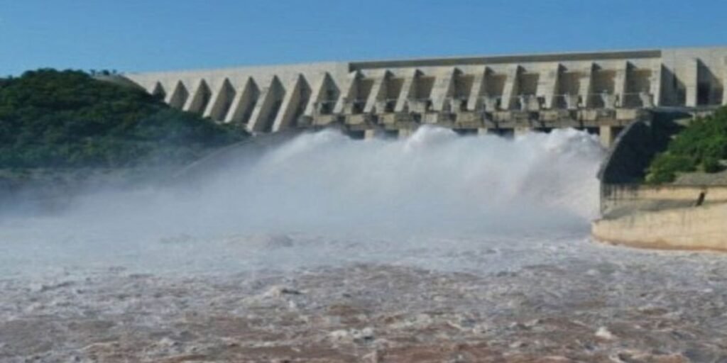 ommissioner of Quetta Division has ordered immediate action to repair and modernise the water supply system from the Wali Tangi Dam