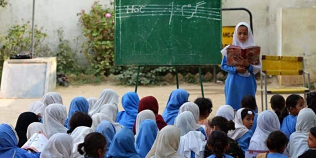 Deputy Commissioner (DC) Quetta, Mehrullah Badini, chaired a key meeting of the District Education Group on Wednesday to address pressing issues in the region's schools.