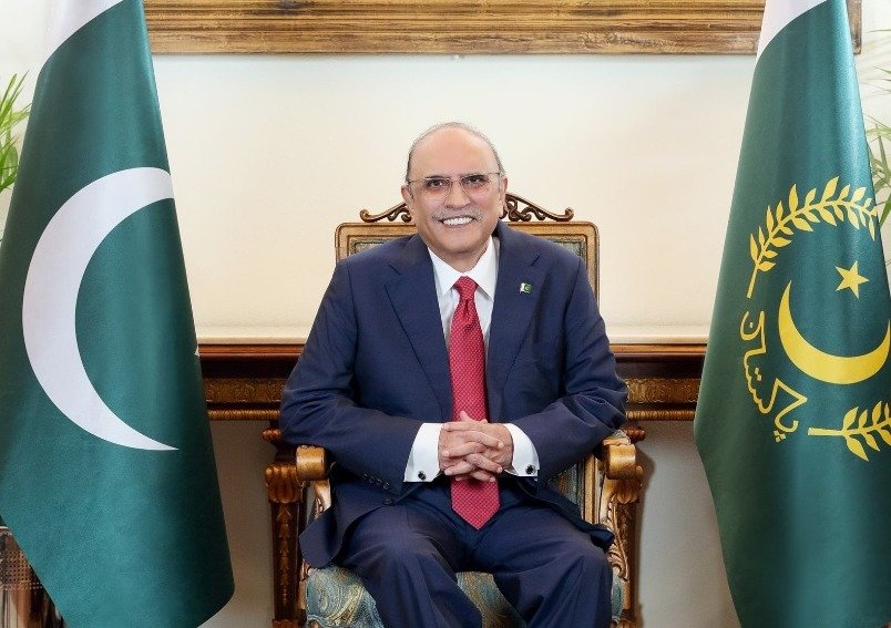President Zardari confirms commitment to national unity & defense