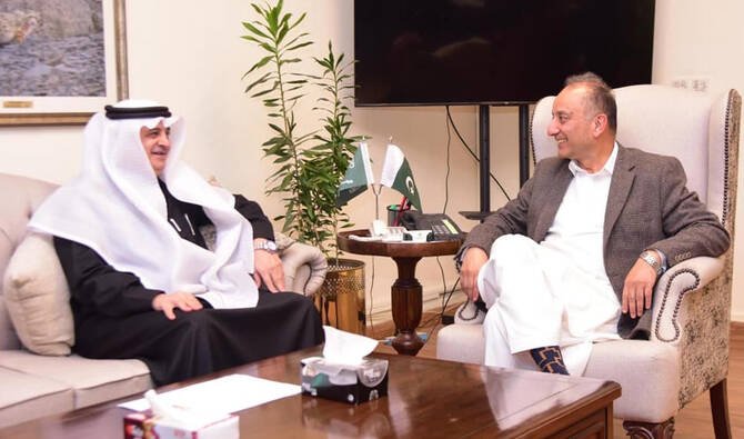 Pakistan, Saudi Arabia Discuss Strengthening Strategic Cooperation