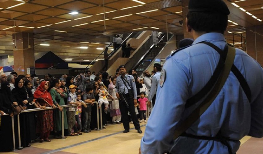 Surge in Pakistanis travelling to UAE & Qatar