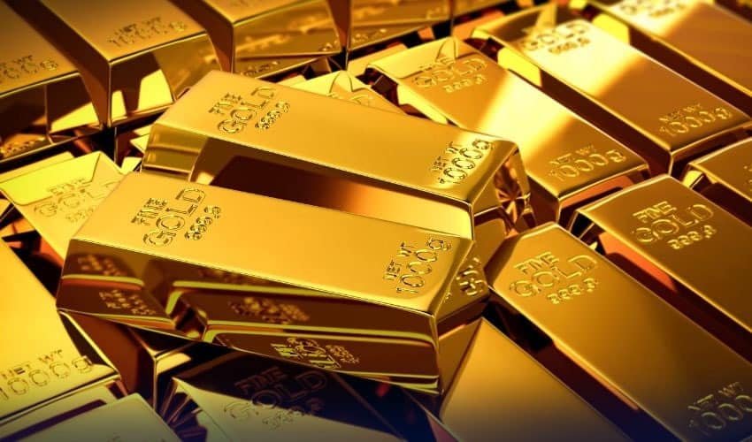 Gold Prices Drop by Rs2,500 per Tola