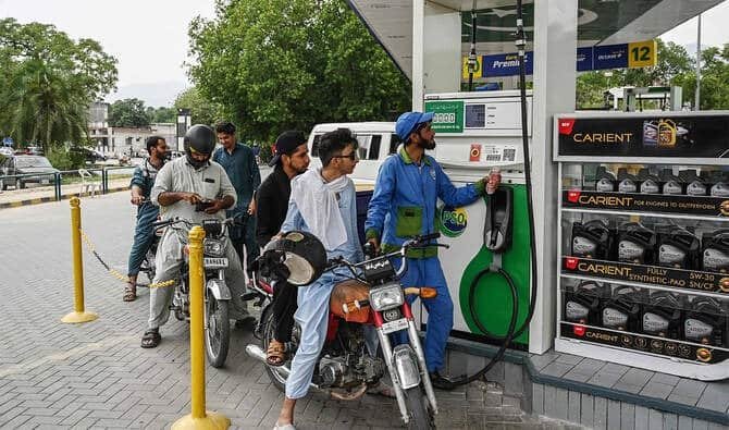 New Petrol and High-Speed Diesel Prices Announced in Pakistan