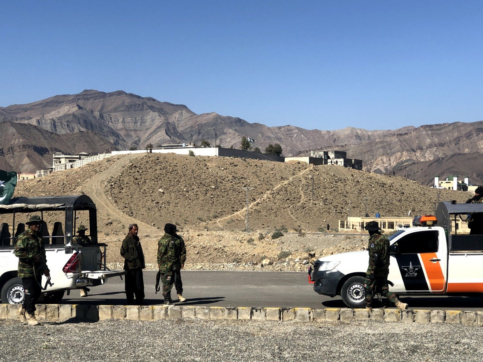 Security Forces Kill Four Militants , Arrest 17 Facilitators in Dasht Area of Balochistan