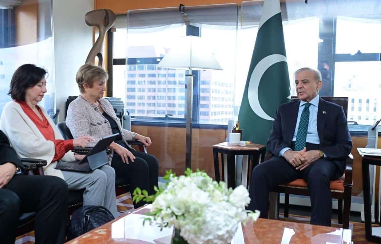 Pakistan IMF Reform Programme Wins Praise as Shehbaz Vows to Stay the Course