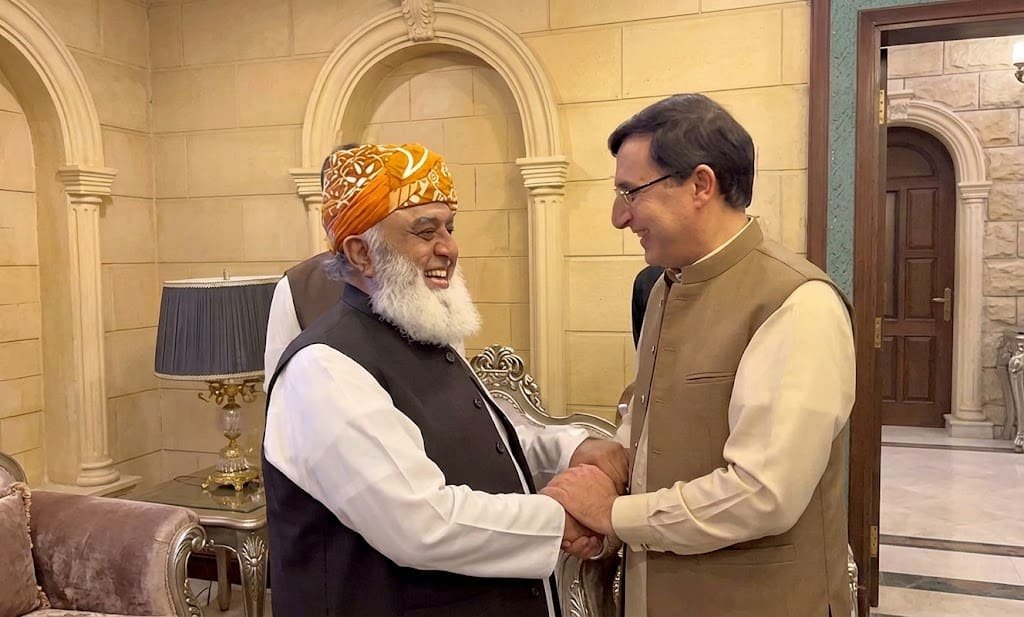 Political U-Turn: How PTI and JUI-F Went from Accusations to Alignment