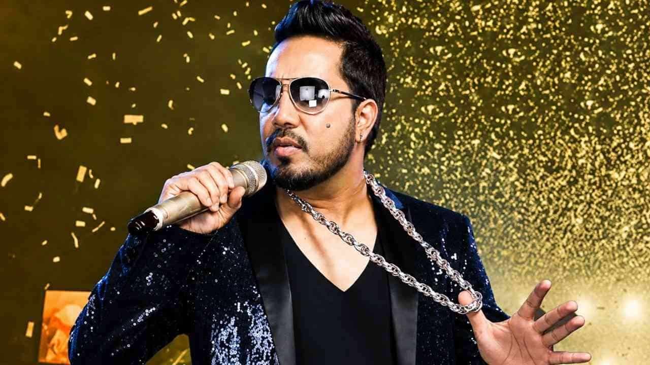 Indian singer Mika Singh praises Pakistan and its people, emphasizing cultural bonds