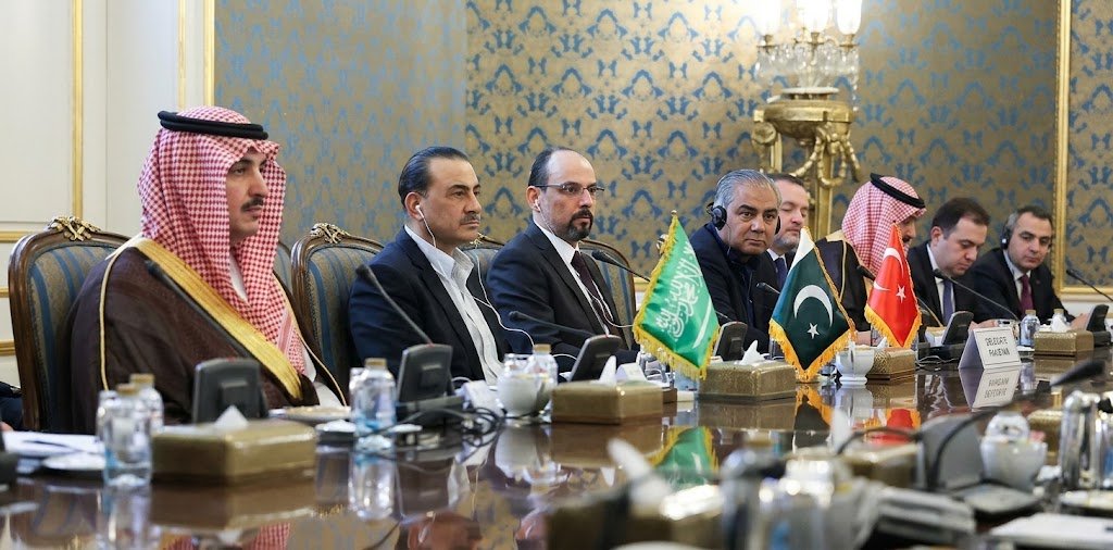 Iran and Makkah Defense Pact Countries Agree to Continue Talks