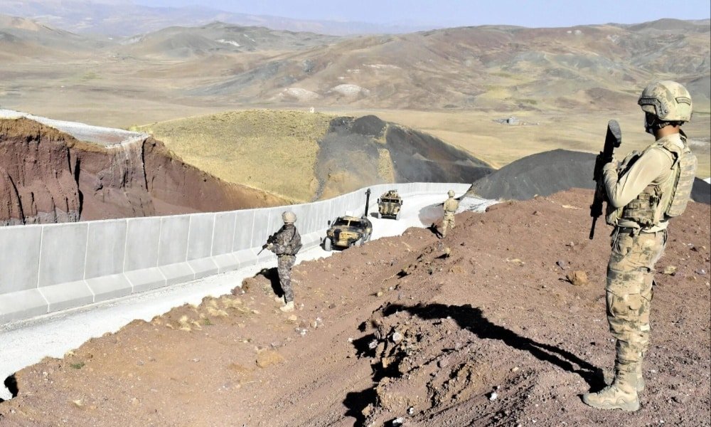 Five Revolutionary Guards Killed in Sistan-Balochistan