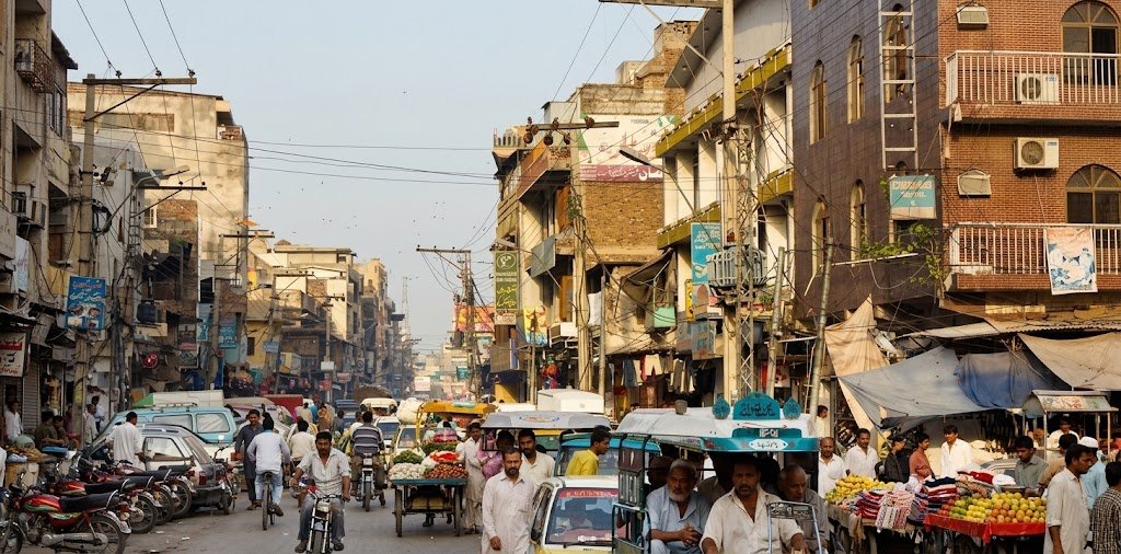 Rawalpindi court sentences five men to death in tragic honour killing case