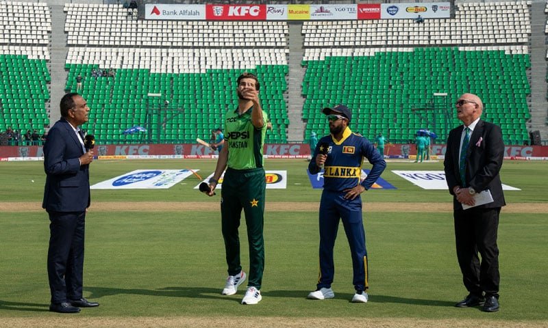 Pakistan vs Sri Lanka: Sri Lanka Bowl First in Bid to Reach Final
