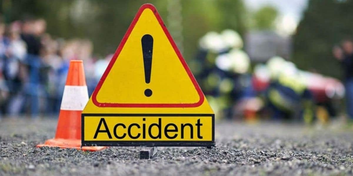 Bus Accident on N-65 Leaves 25 Injured in Nasirabad