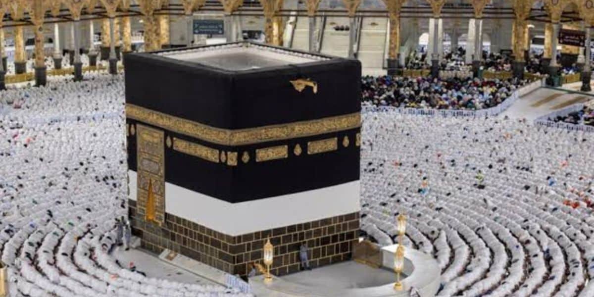 Billions Deposited for Hajj 2027 as 15,000 Private Scheme Seats Remain Vacant