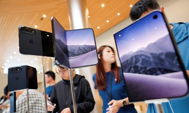 Apple’s First Foldable iPhone Goes on Sale for $2,000