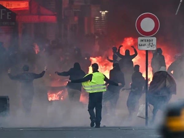 France Moves to Curb Unrest: Four Northern Cities Face Night Curfews After Looting